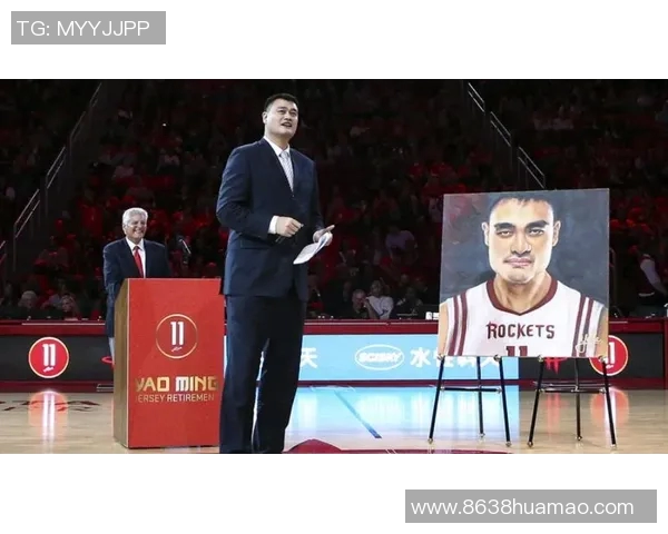 姚明惊艳全场唱歌视频曝光球场巨人展现音乐才华引发热议 姚明惊艳全场唱歌视频曝光球场巨人展现音乐才华引发热议